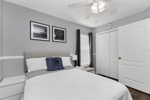 House in North Port, Florida 3 bedrooms, 157.56 sq.m. № 2347619 - photo 29