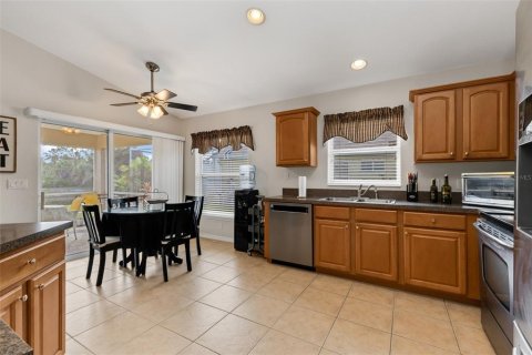 House in North Port, Florida 3 bedrooms, 157.56 sq.m. № 2347619 - photo 11