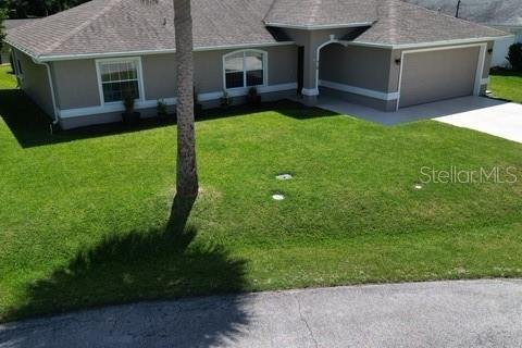 Villa ou maison à vendre à Palm Coast, Floride: 3 chambres, 130.9 m2 № 2342454 - photo 2