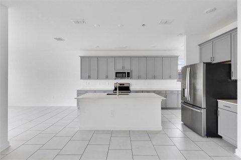 Villa ou maison à louer à Davenport, Floride: 4 chambres, 234.86 m2 № 2410692 - photo 6