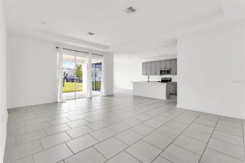 Villa ou maison à louer à Davenport, Floride: 4 chambres, 234.86 m2 № 2410692 - photo 10