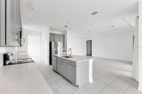 Villa ou maison à louer à Davenport, Floride: 4 chambres, 234.86 m2 № 2410692 - photo 7