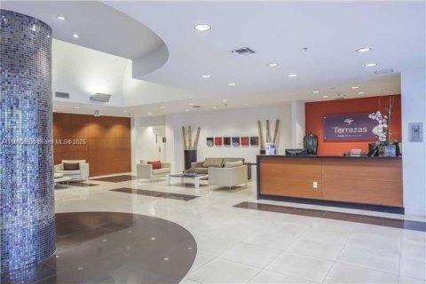 Condo in Miami, Florida, 2 bedrooms  № 1953762 - photo 23
