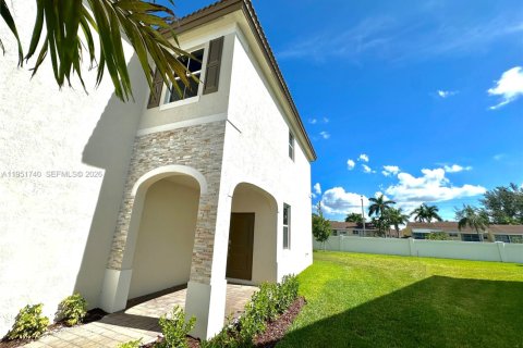 Casa en alquiler en Homestead, Florida, 4 dormitorios № 2006269 - foto 3