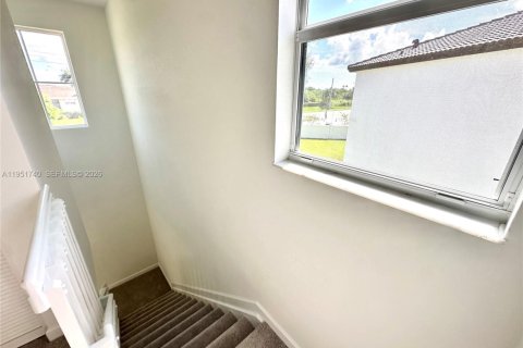 Casa en alquiler en Homestead, Florida, 4 dormitorios № 2006269 - foto 24