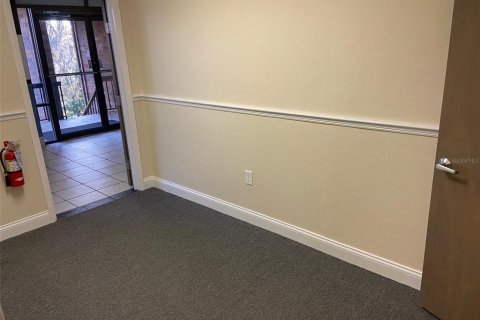 Propiedad comercial en alquiler en Gainesville, Florida, 148.64 m2 № 1152397 - foto 18