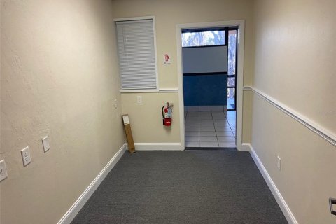 Propiedad comercial en alquiler en Gainesville, Florida, 148.64 m2 № 1152397 - foto 19