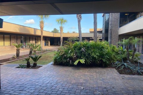 Propiedad comercial en alquiler en Gainesville, Florida, 148.64 m2 № 1152397 - foto 4