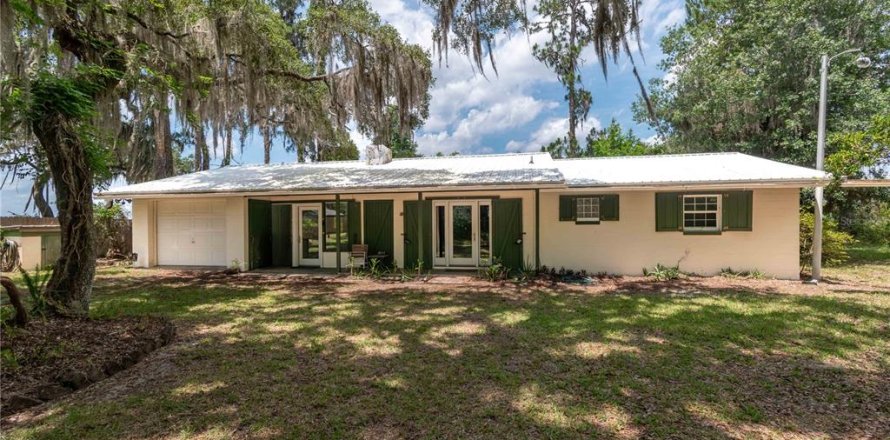 Casa en Fort MC Coy, Florida 2 dormitorios, 117.8 m2 № 1742884