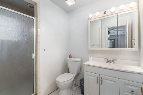 House in Fort MC Coy, Florida 2 bedrooms, 117.8 sq.m. № 1742884 - photo 24