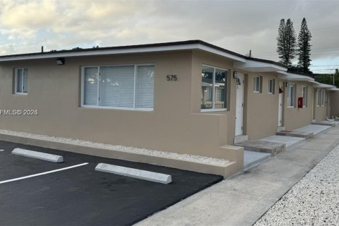 Casa en Hialeah, Florida 2 dormitorios, 228.82 m2 № 2011925