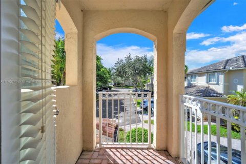 Touwnhouse à louer à Pembroke Pines, Floride: 3 chambres, 127.09 m2 № 1946634 - photo 27