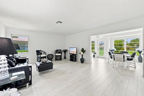 Casa en venta en Sarasota, Florida, 2 dormitorios, 153.38 m2 № 2238092 - foto 6