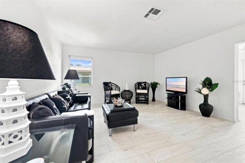 Casa en venta en Sarasota, Florida, 2 dormitorios, 153.38 m2 № 2238092 - foto 12