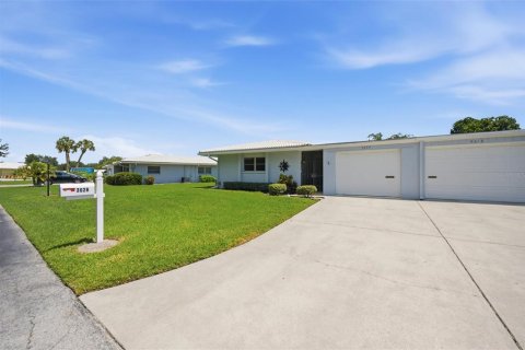 Casa en venta en Sarasota, Florida, 2 dormitorios, 153.38 m2 № 2238092 - foto 2