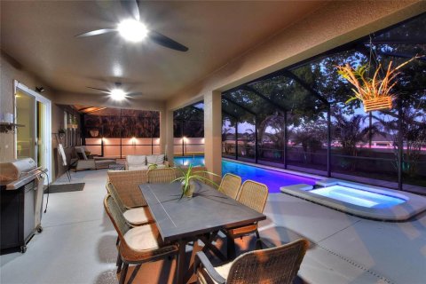 Casa en venta en Auburndale, Florida, 5 dormitorios, 485.32 m2 № 2202695 - foto 13