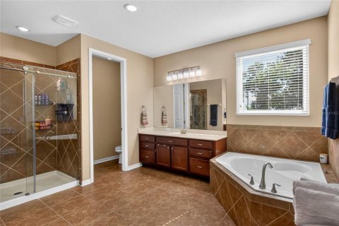 Casa en venta en Auburndale, Florida, 5 dormitorios, 485.32 m2 № 2202695 - foto 10