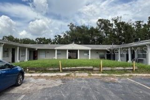 Commercial property in Tampa, Florida 8 bedrooms, 392.6 sq.m. № 1838474 - photo 4