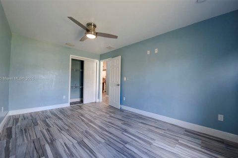 Купить виллу или дом в Лихай-Эйкерс, Флорида 5 спален, 192.4м2, № 1932930 - фото 27