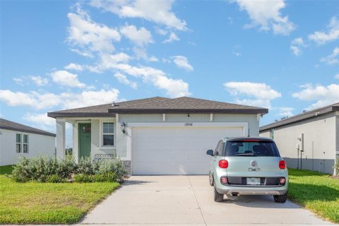 House in Parrish, Florida 3 bedrooms, 137.87 sq.m. № 1757904 - photo 1