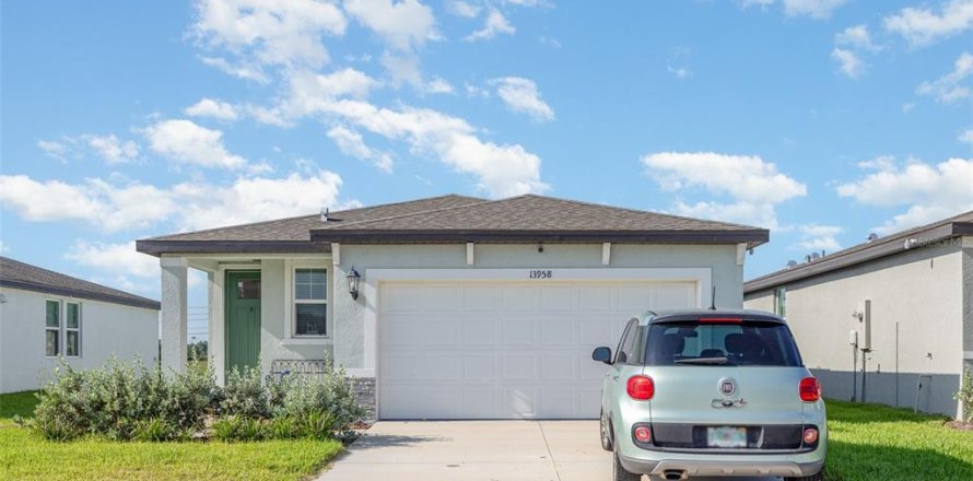 House in Parrish, Florida 3 bedrooms, 137.87 sq.m. № 1757904