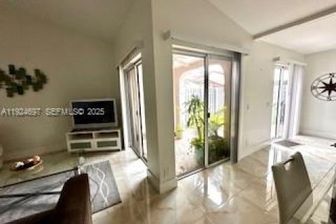 Casa en alquiler en Weston, Florida, 3 dormitorios, 105.35 m2 № 2060185 - foto 13