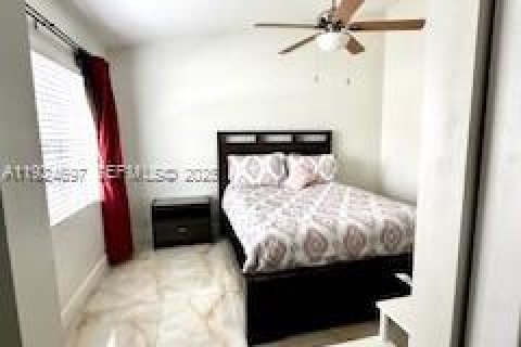 Casa en alquiler en Weston, Florida, 3 dormitorios, 105.35 m2 № 2060185 - foto 24