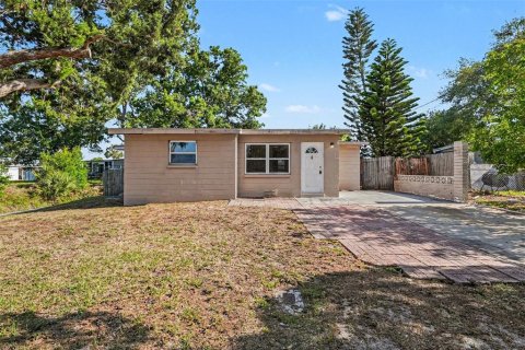 Casa en Largo, Florida 3 dormitorios, 121.14 m2 № 2137193