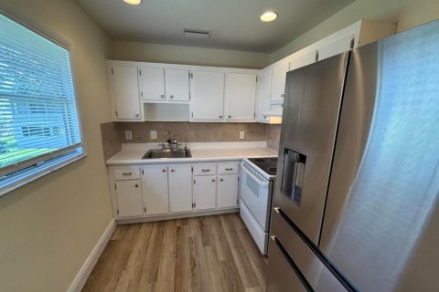 Condo in Delray Beach, Florida, 2 bedrooms  № 2247201 - photo 4