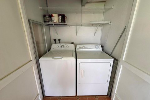 Condo in Delray Beach, Florida, 2 bedrooms  № 2247201 - photo 21