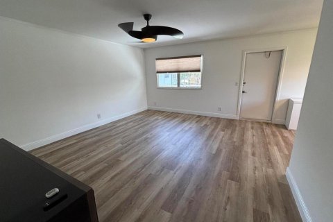 Condo in Delray Beach, Florida, 2 bedrooms  № 2247201 - photo 9