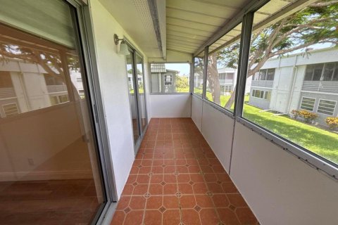 Condo in Delray Beach, Florida, 2 bedrooms  № 2247201 - photo 20