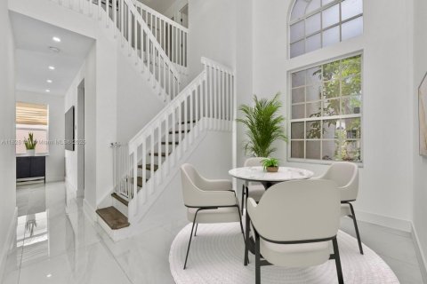 Casa en venta en Pembroke Pines, Florida, 3 dormitorios, 196.3 m2 № 1814232 - foto 6