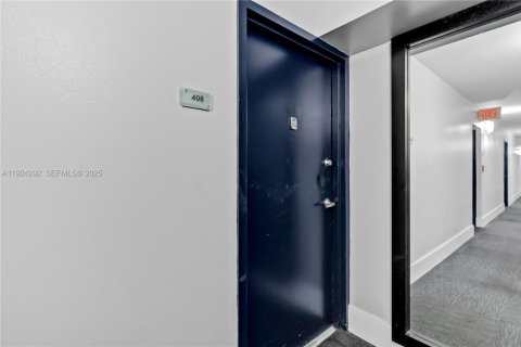 Condominio en venta en Miami, Florida, 2 dormitorios, 84.91 m2 № 2082886 - foto 17