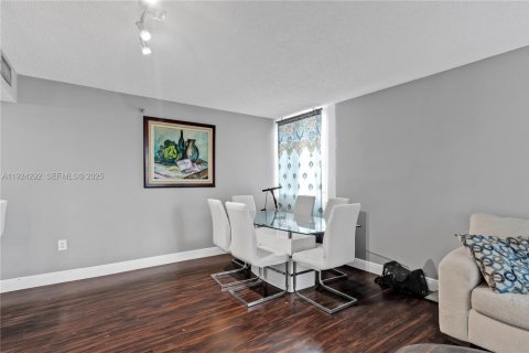 Condominio en venta en Miami, Florida, 2 dormitorios, 84.91 m2 № 2082886 - foto 27