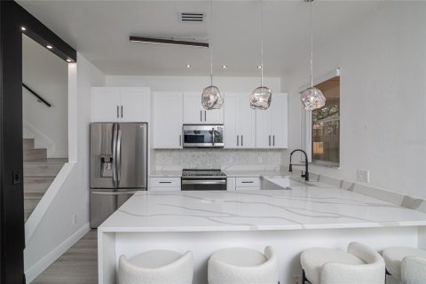 Adosado en alquiler en Davenport, Florida, 2 dormitorios, 138.61 m2 № 1913997 - foto 19