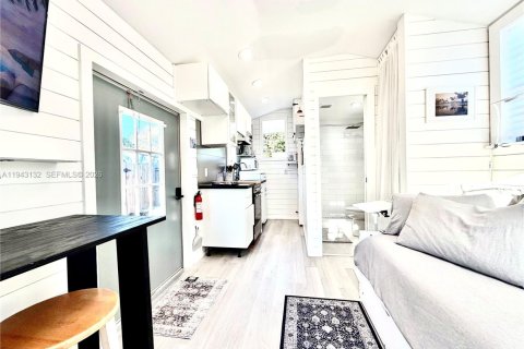 Immobilier commercial à louer à West Park, Floride № 1999468 - photo 12