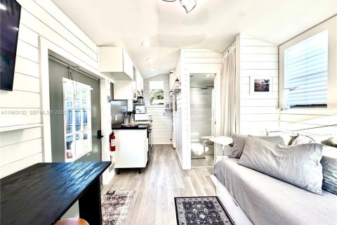 Immobilier commercial à louer à West Park, Floride № 1999468 - photo 11