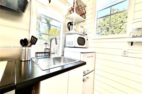 Immobilier commercial à louer à West Park, Floride № 1999468 - photo 14