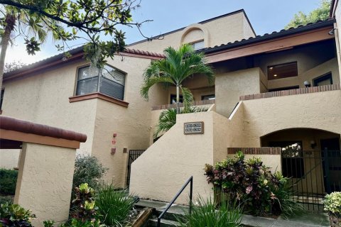 Condo in Orlando, Florida, 3 bedrooms  № 1914726 - photo 2