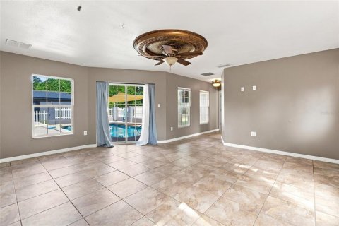 Villa ou maison à vendre à Orange City, Floride: 5 chambres, 213.95 m2 № 2347872 - photo 19