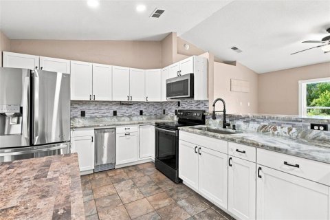 Villa ou maison à vendre à Orange City, Floride: 5 chambres, 213.95 m2 № 2347872 - photo 7