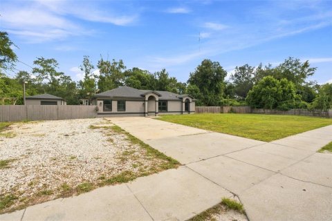 Villa ou maison à vendre à Orange City, Floride: 5 chambres, 213.95 m2 № 2347872 - photo 3