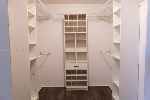 Adosado en alquiler en Davie, Florida, 3 dormitorios, 151.43 m2 № 2077355 - foto 2