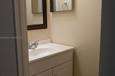 Adosado en alquiler en Davie, Florida, 3 dormitorios, 151.43 m2 № 2077355 - foto 24