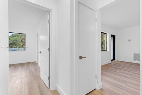 Купить виллу или дом в Майами, Флорида 3 спальни, 100.52м2, № 2023661 - фото 19