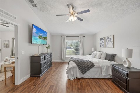 Villa ou maison à louer à Spring Hill, Floride: 4 chambres, 160.54 m2 № 2423752 - photo 20