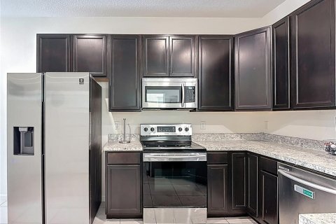 Casa en alquiler en Davenport, Florida, 5 dormitorios, 174.38 m2 № 1843030 - foto 7
