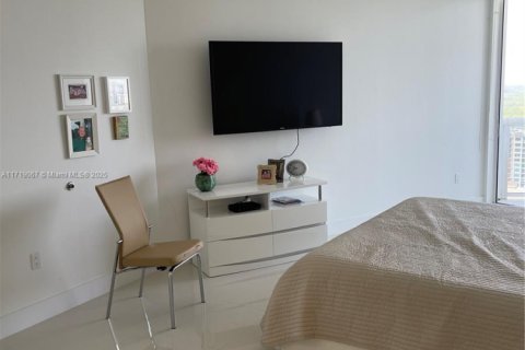 Condo in Sunny Isles Beach, Florida, 2 bedrooms  № 1470236 - photo 16