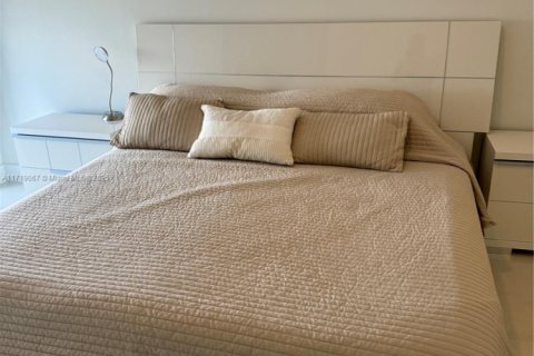Condo in Sunny Isles Beach, Florida, 2 bedrooms  № 1470236 - photo 4